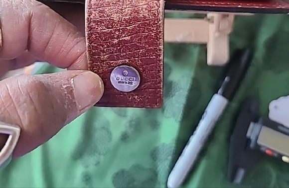 Gucci Beige and Brown Wallet - Picture 12 of 14